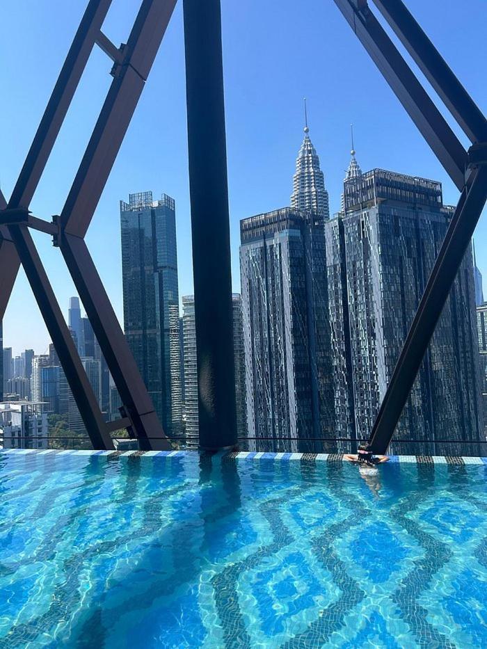 Scarletz Suites Twin Tower Klcc Kuala Lumpur By Okidoki Exterior foto